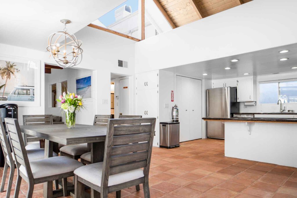 mental health residential los angeles dining room and kitchen